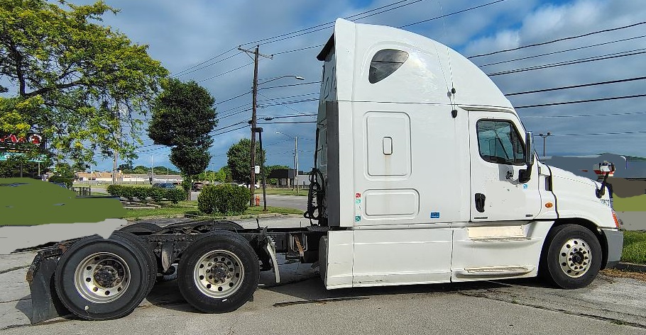 2012 FREIGHTLINER Cascadia - Image 8